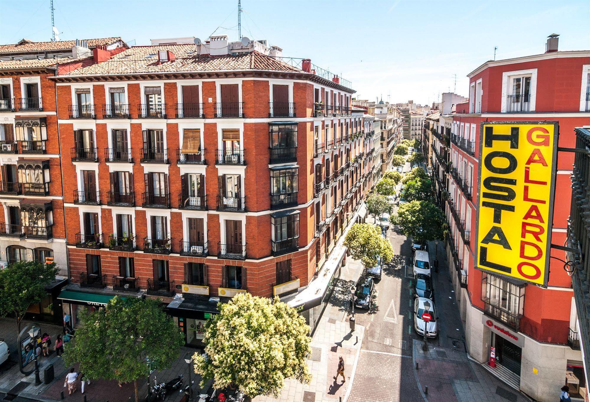 Hostal Gallardo Madrid Eksteriør bilde